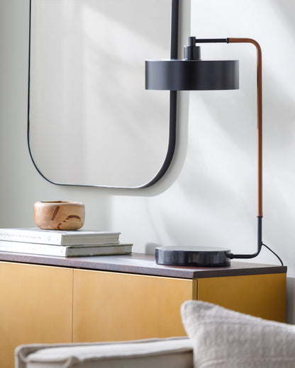 Valo Table Lamp